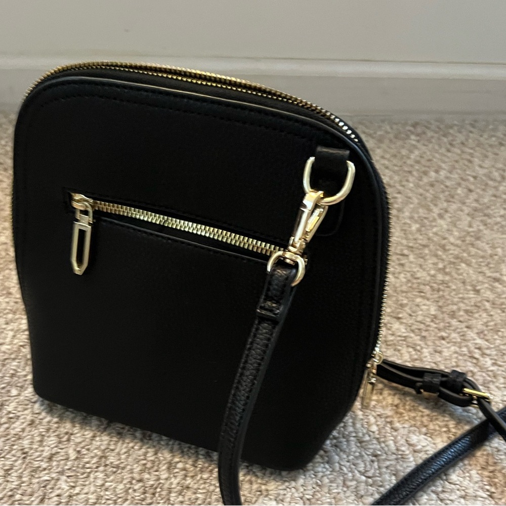 Katie Q New York Black Crossbody